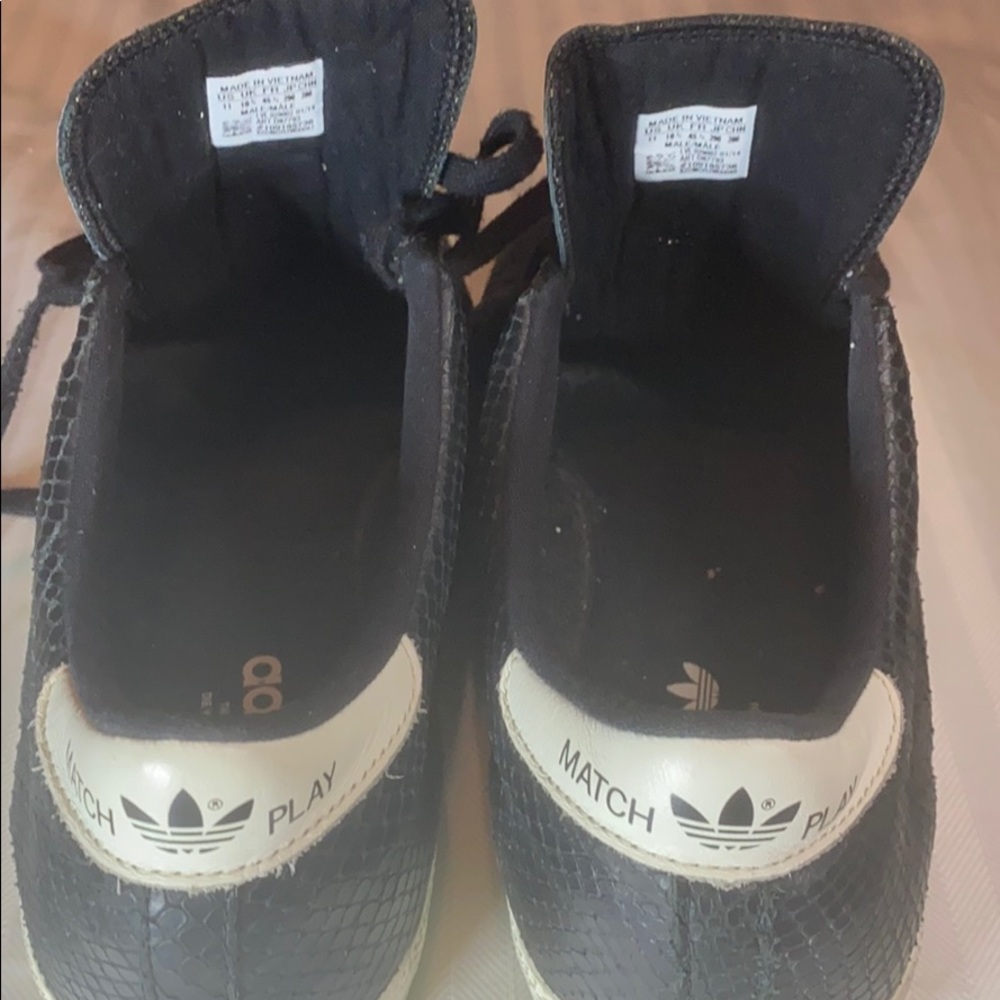 Adidas - Picture 3 of 6